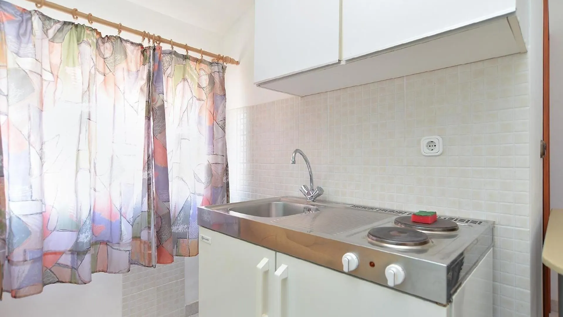 Apartment Ferienwohnung Fuer 2 Personen Ca 18 Qm In Pula-Fondole, Istrien Istrische Riviera Stinjan